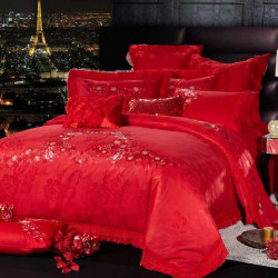 Червени спални комплекти – страст и красота