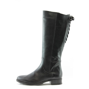 Дамски ботуши черни равни ГО 20139ч KP