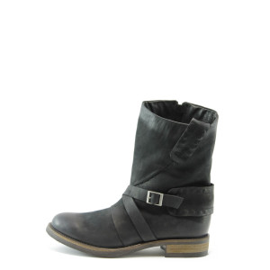 Дамски боти с цип черни ИО 1404чKP