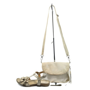 Бежови дамски сандали и чанта комплект ИО 28 + ИО 1392 бежово цветеKP