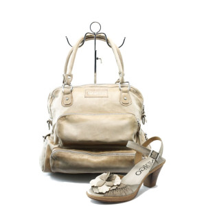 Бежови дамски сандали и чанта комплект ИО 1384 + ИО 2 бежовиKP
