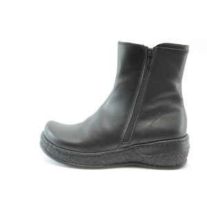 Дамски боти от естествена кожа черни МИ 023KP