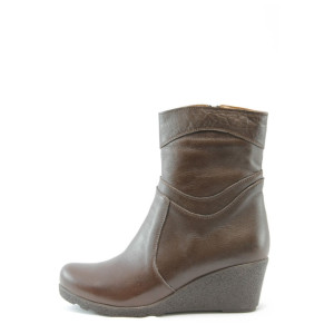 Дамски боти кафяви на ниска платформа МИ 040кKP