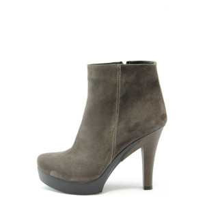 Дамски боти бежови на висок ток МИ 11БежKP