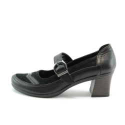 Дамски обувки черни на среден ток МИ 06KP
