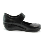 Дамски обувки черни спортно-елегантни на платформа МИ 101ЧKP