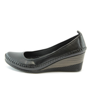 Дамски обувки черни анатомични МИ 150черKP