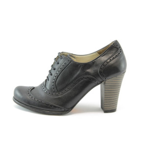 Дамски обувки на ток от естествена кожа МИ 606черноKP