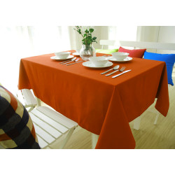 Покривка за маса в оранжев цвят