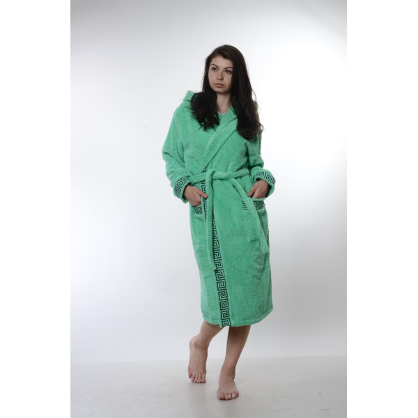 Зелен памучен халат за баня с бродерия