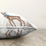 Декоративна коледна възглавница с цип - Благороден елен