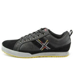 Мъжки черни маратонки с връзки БР 4242KP