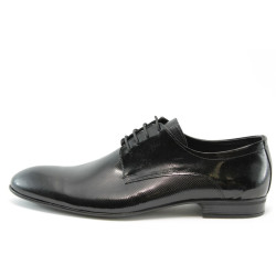 Мъжки официални обувки черни лачени БО 6175KP