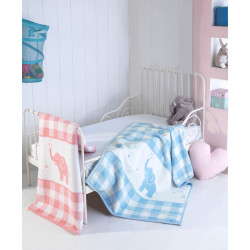 Пухкаво бебешко одеяло 