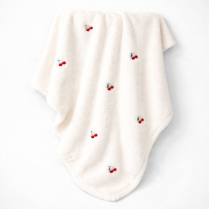 Меко бебешко одеяло с черешки Уелсофт