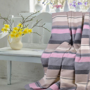 Вафлено одеяло от памук Pink And Gray Stripes Вафлено одеяло от памук Pink And Gray Stripes