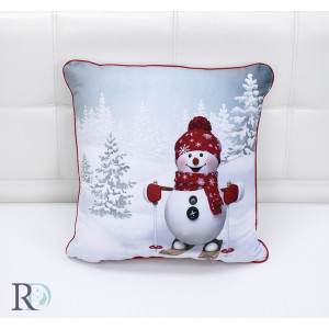 Интериорна възглавница Снежко в снега