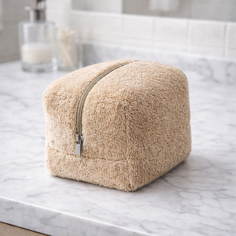 Хавлиена чантичка за грим - Бежово Хавлиена чантичка за грим - Бежово