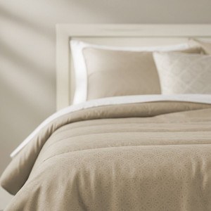 Релефна олекотена завивка Soft Touch – бежова, 150х210 см.