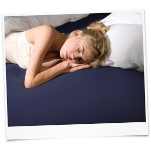 Чаршаф с ластик 120х200 морско синьо Bella Donna Чаршаф с ластик 120х200 морско синьо Bella Donna