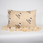Вълнена възглавница с овчици 