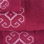 Памучна хавлиена кърпа с бродерия 70/140 Bordeaux