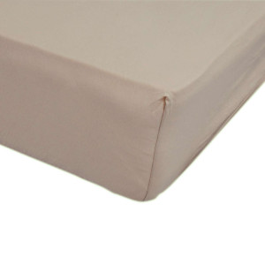 Бежов чаршаф с ластик трико 150/200  