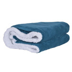 Петролно синьо двулицево одеяло с бяла шерпа