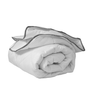 Олекотена завивка от микрофибър 200/210 с двойна вата и карбон в бяло