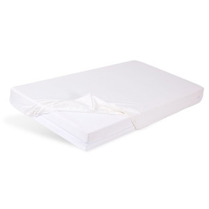 Бял чаршаф с ластик бамбук с полиуретанова мембрана 60х120 см. 