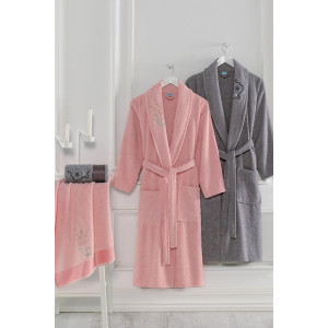 Памучен сет за баня халати с кърпи Розово и Сиво Памучен сет за баня халати с кърпи Розово и Сиво