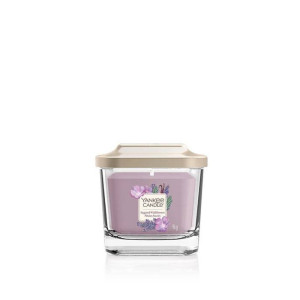 Ароматна свещ Захарни цветя 104 гр