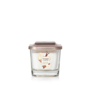 Ароматна свещ Сладко измръзване 104гр Ароматна свещ Сладко измръзване 104гр