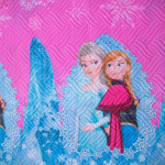 Микрофибърно шалте за детско легло Anna and Elsa