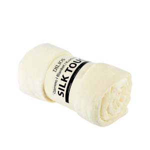 Полиестерно одеяло в екрю - Копринено докосване