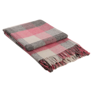 Меко и практично одеяло - розово каре