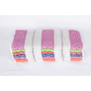 Кърпа с изображение на цветенца 50/80 ПАНАГЮРИЩЕ Кърпа с изображение на цветенца 50/80 ПАНАГЮРИЩЕ