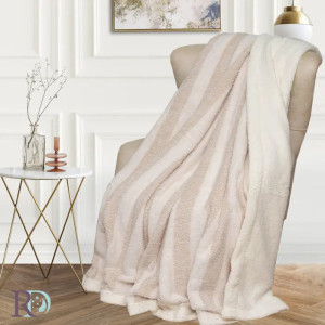 Стилно пухкаво одеяло Stripes Ecru Стилно пухкаво одеяло Stripes Ecru