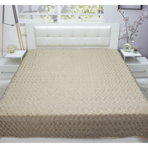 Елегантна кувертюра в бежово - Силвана