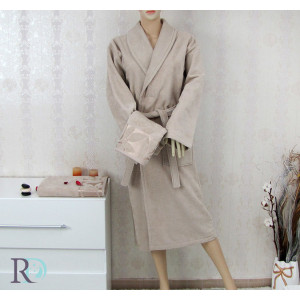 Уникален комплект Халат и кърпи за баня Дилан Уникален комплект Халат и кърпи за баня Дилан