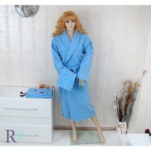 Красив комплект Халат и кърпи за баня Кели Красив комплект Халат и кърпи за баня Кели