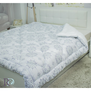 Микрофибърна олекотена завивка Зое