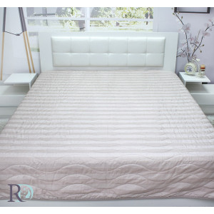 Олекотена завивка на бежови ивици Ава - Памучен сатен