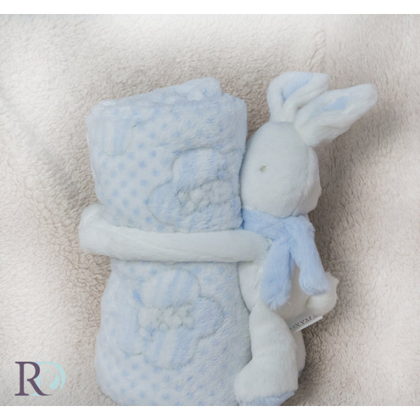 Бебешко одеяло + подарък синьо зайче