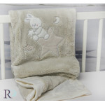 Бежово бебешко одеяло с бродерия зайче