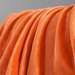 Оранжево пухкаво одеяло Hit 200х210 см. 
